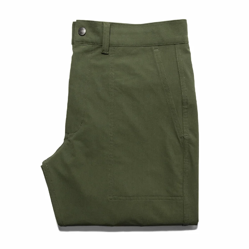 Rugged outdoor pants for mountain climbing strength -The Alpine Pant in Moss