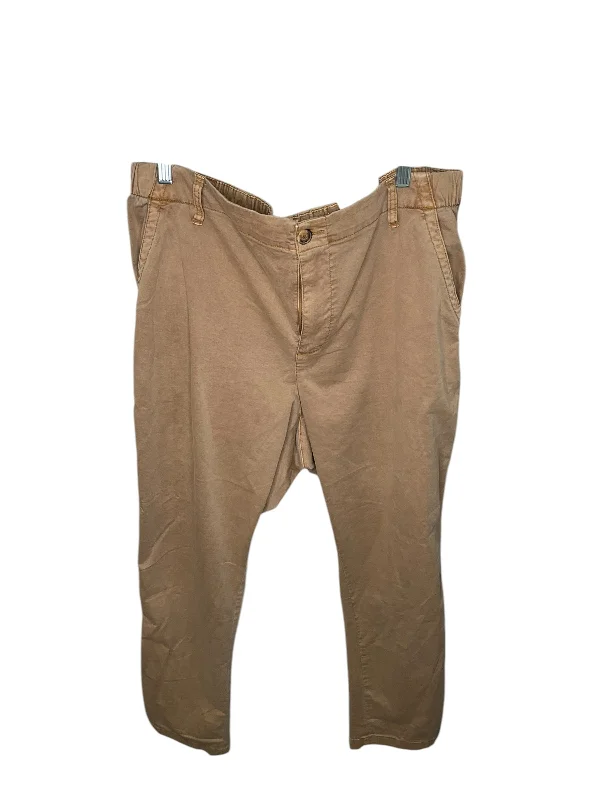 Tapered ankle pants for sleek modern silhouettes -Pants Cargo & Utility By Old Navy In Tan, Size: Xl