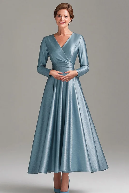 Vintage Dresses for Nostalgia -A Line Grey Blue V Neck Mother Of the Bride Dress with Long Sleeves