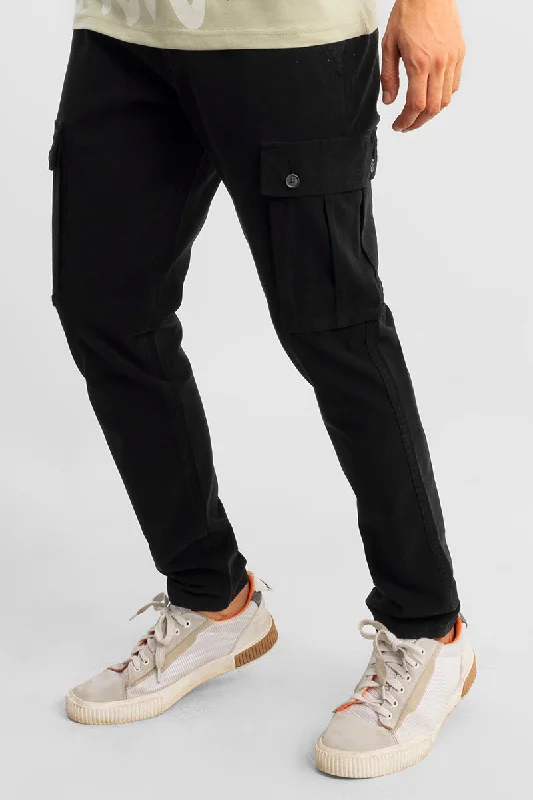 Cargo Pants with Reinforced Knees for Durability -Brawny Black Cargo Pant