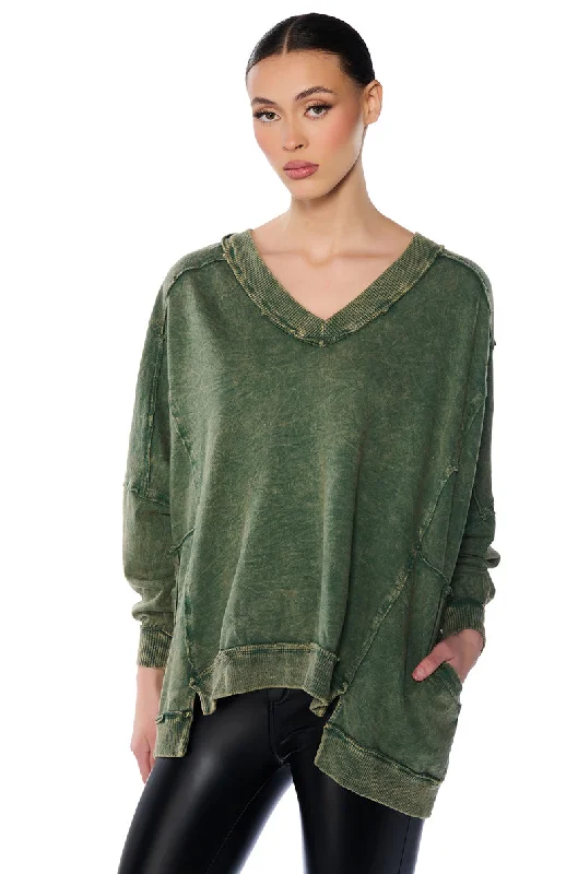 Button Up Shirts for Classic -ARIA OVERSIZED V NECK SWEATSHIRT